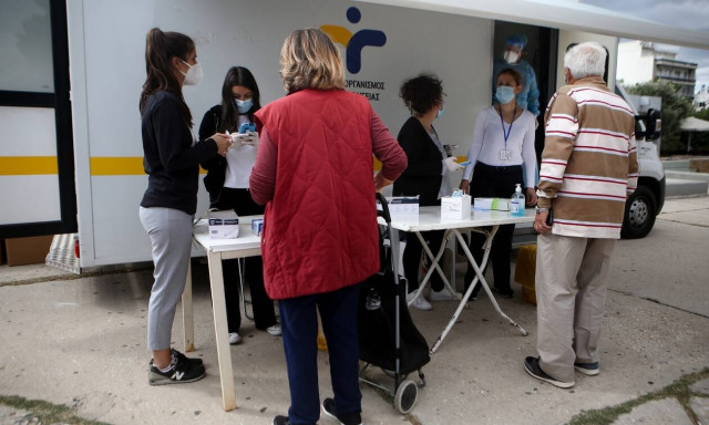 Κορονοϊός: Ξεφεύγει η κατάσταση - Τι αλλάζει από το Σάββατο - Όλα τα νέα μέτρα