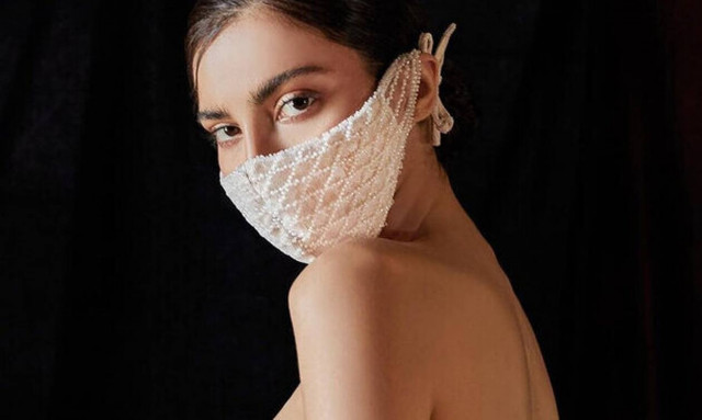 Ετοιμάζεσαι να παντρευτείς; Πώς θα σου φαινόταν η bridal mask;