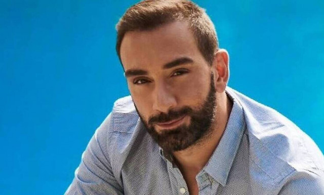 Νίκος Κοκλώνης: Λιποθύμησα μπροστά στο φέρετρο του κολλητού μου