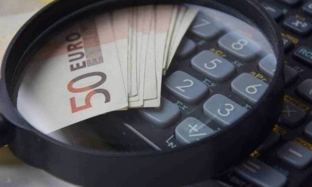 Εισφορά αλληλεγγύης: Ποιοι και πόσα κερδίζουν από το «πάγωμα» του φόρου 