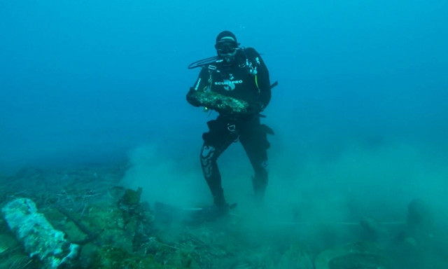 Μονεμβασιά: Εξουδετερώθηκαν πυρομαχικά του Β' Παγκοσμίου Πολέμου - Εντυπωσιακές εικόνες