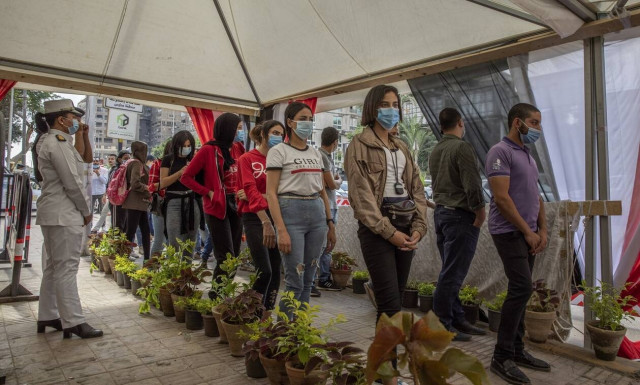 Αίγυπτος: Ξεκίνησε η πρώτη φάση των βουλευτικών εκλογών -  Ευρεία νίκη των υποστηρικτών του Σίσι