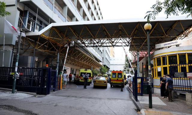 Κορονοϊός: Κατέληξε 86χρονη στον «Ευαγγελισμό» - Αυξάνεται ο αριθμός των νεκρών