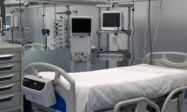 Κορονοϊός: Πόσο γρήγορα θα μπορούσε να πιεστεί το σύστημα υγείας - Το 1/3 των ΜΕΘ βρίσκεται σε χρήση