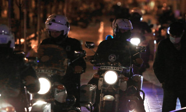  Κορονοϊός - Νέα μέτρα: Κέντρο στη Λιοσίων «ξέχασε» να κλείσει - Λειτουργούσε στις 02:30 