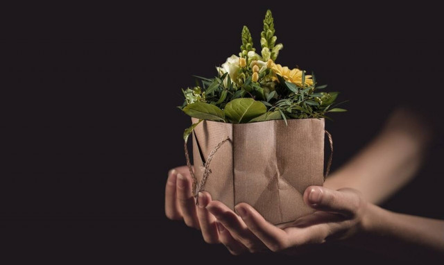 Εορτολόγιο 25 Οκτωβρίου: Ποιοι γιορτάζουν σήμερα