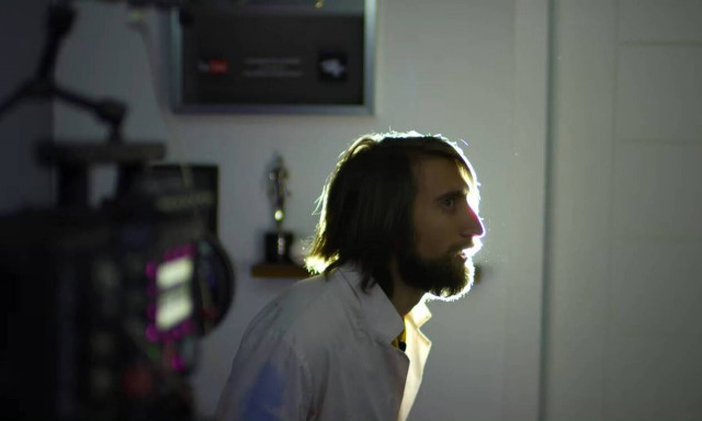 Κορονοϊός: Το βίντεο που εντυπωσίασε κορυφαίο λοιμωξιολόγο – Με μάσκα ή χωρίς; (video)