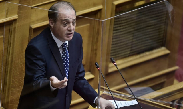 Πρόταση μομφής - Βελόπουλος: Xρειαζόμαστε εθνική ομοψυχία, όσο το Oruc Reis κάνει βόλτες