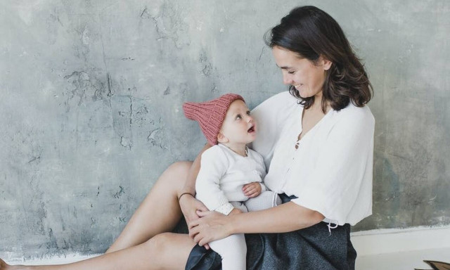 Από ποια ηλικία το παιδί αρχίζει να αναπτύσσει κοινωνική συμπεριφορά; 