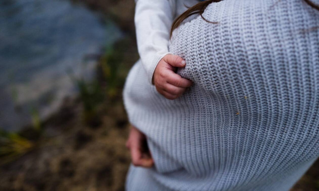 Τι είναι μητρότητα; 