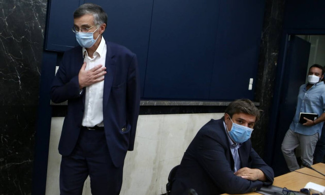 Αντίδραση ΣΥΡΙΖΑ στην αναφορά Τσιόδρα για τα ΜΜΜ: Καλύπτει την αδράνεια της ΝΔ