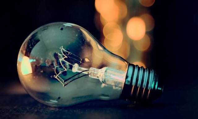 Νυχτερινό ρεύμα: Πότε ξεκινάει το νυχτερινό ωράριο της ΔΕΗ