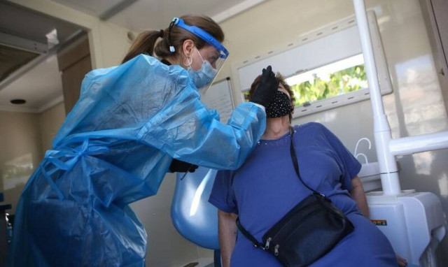 Κορονοϊός: Πώς θα ξεχωρίσεις αν έχεις Covid-19, κρυολόγημα ή γρίπη