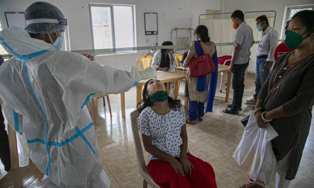 Κορονοϊός στην Ινδία: Πάνω από 8 εκατομμύρια τα κρούσματα - 120.527 οι νεκροί