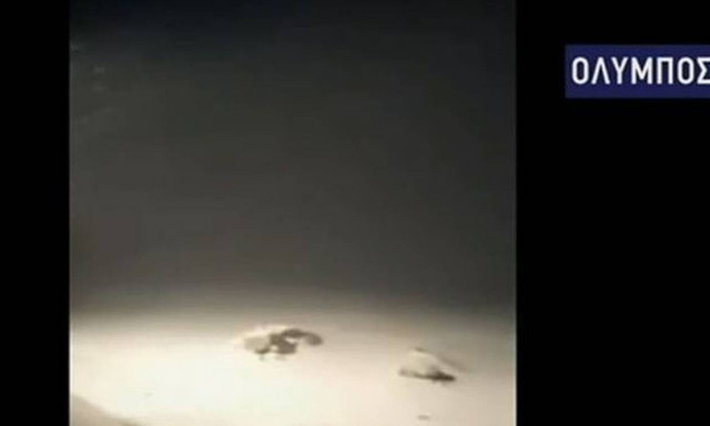 Καιρός: Στα λευκά «ντύθηκε» ο Όλυμπος - Έπεσαν τα πρώτα χιόνια (vid)