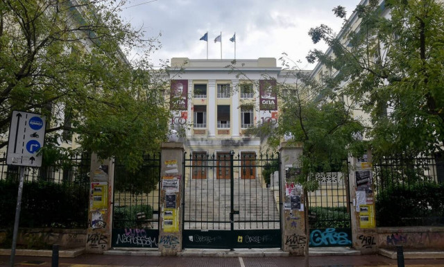 Οργή Κεραμέως – Χρυσοχοΐδη με την επίθεση στον πρύτανη της ΑΣΟΕΕ