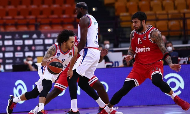 Ολυμπιακός-Αναντολού Εφές 79-84: Ο Λάρκιν έκανε τη διαφορά... (vids+pics)