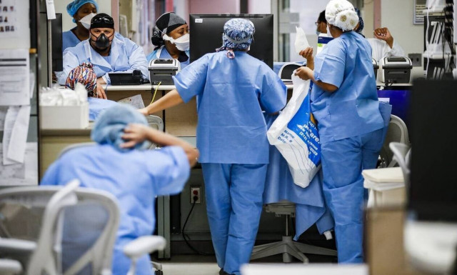 Κορονοϊός - ΗΠΑ: Νέο θλιβερό ρεκόρ κρουσμάτων σε 24 ώρες - Πάνω από 94.000 νέες μολύνσεις