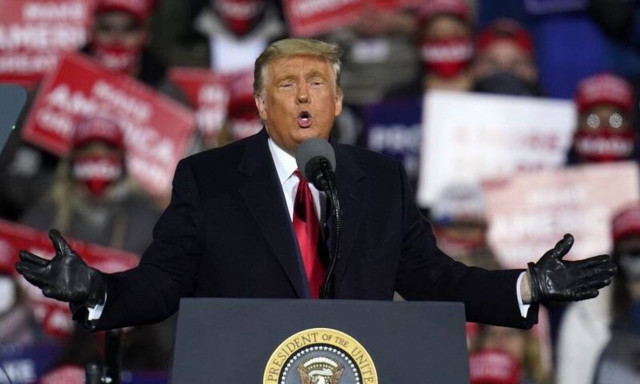 Εκλογές ΗΠΑ 2020: Ο Τραμπ επιτίθεται στον «κοιμισμένο» Μπάιντεν για το Ανώτατο Δικαστήριο