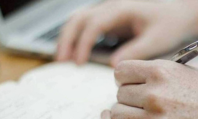 Τεμπονέρας στο Newsbomb.gr για τηλεργασία: Tα νέα μέτρα για εργαζόμενους και επιχειρήσεις 