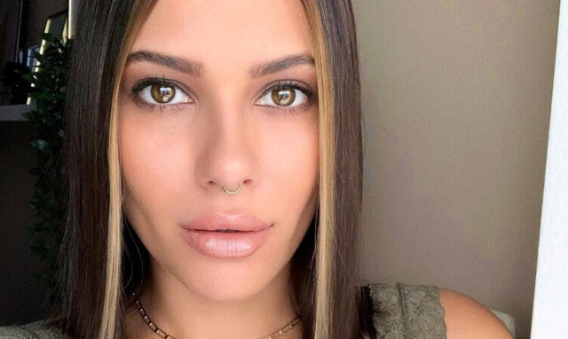 Λάουρα Νάργες: Αυτή η πόζα απέσπασε 20.000 likes σε μια μέρα 