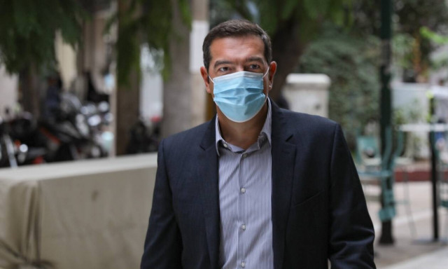 Τσίπρας: «Κίνδυνος χιλιάδων λουκέτων και απώλειας δεκάδων χιλιάδων θέσεων εργασίας» στην εστίαση