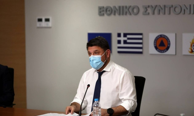 Lockdown - Χαρδαλιάς: Δεν ανοίγουν τα κομμωτήρια σε Θεσσαλονίκη και Σέρρες