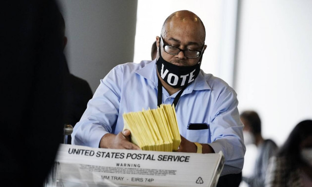 Εκλογές ΗΠΑ 2020: Τα τηλεοπτικά δίκτυα είναι επιφυλακτικά 20 χρόνια μετά την «γκάφα» στη Φλόριντα