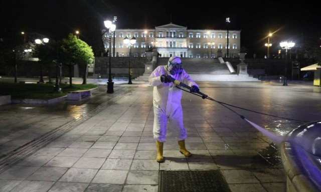 Κορονοϊός: Προειδοποίηση Δερμιτζάκη - «Το lockdown μπορεί να κρατήσει ακόμα και 4 με 5 εβδομάδες»