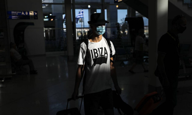 Γερμανία: Στις περιοχές κινδύνου Αττική και Μακεδονία λόγω αύξησης κρουσμάτων κορονοϊού