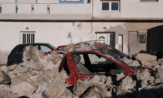 Σεισμός – Σάμος: Μετακίνηση κατοίκων από μη ασφαλείς περιοχές - Φόβοι για ισχυρό μετασεισμό 