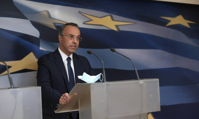 Σταϊκούρας: Τότε θα πληρωθεί το επίδομα των 800 ευρώ - Οδυνηρές συνέπειες από το lockdown 