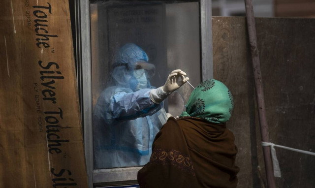 Κορονοϊός: Μια 71χρονη δίχως συμπτώματα μετέδιδε τον ιό επί 70 ημέρες