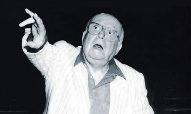 Αλέκος Σακελλάριος: Όταν γεννήθηκε ο μύθος του ελληνικού κινηματογράφου (videos)