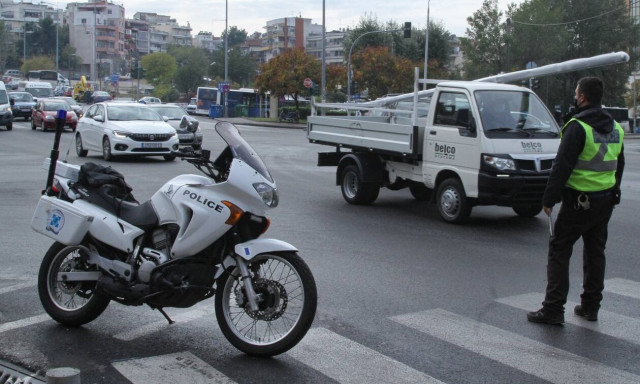 Lockdown: Πώς θα γίνονται οι μετακινήσεις εργαζομένων