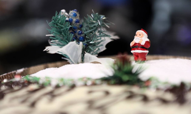 Κορονοϊός: Τρόμος με τις 295 εισαγωγές σε ΜΕΘ σε ένα 24ωρο -«Μπορεί να κάνουμε γιορτές με καραντίνα»