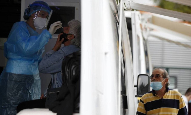 Κορονοϊός - Λινού: Χρειαζόμαστε και άλλα μέτρα για να σταματήσει η εκθετική έξαρση