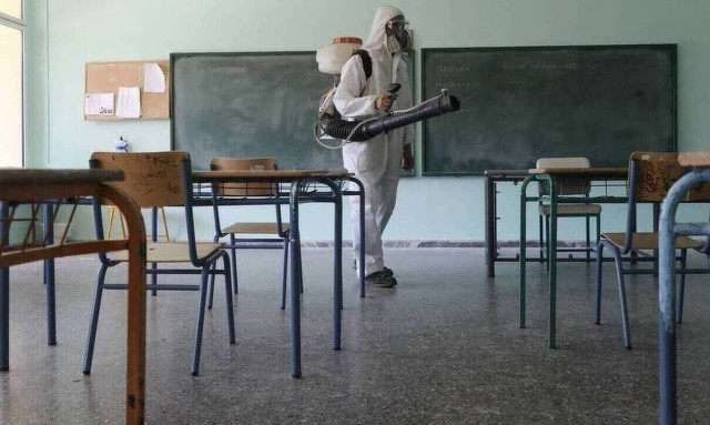 Lockdown - Σχολεία: Έτσι θα γίνεται από αύριο η μετακίνηση των μαθητών - Δείτε τι πρέπει να έχουν