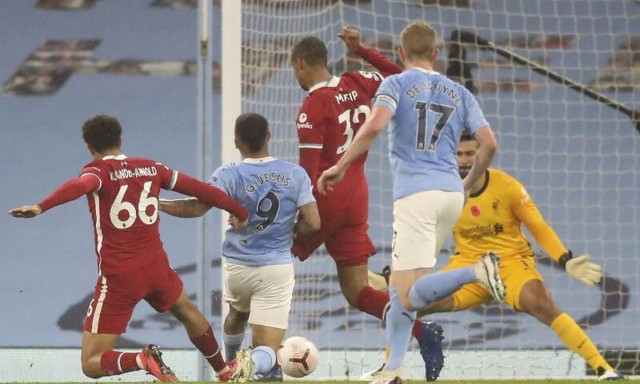 Premier League: Μοιρασιά για Μάντσεστερ Σίτι και Λίβερπουλ (vid)