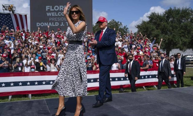 Εκλογές ΗΠΑ: Η Μελάνια ζητάει από τον Ντόναλντ Τραμπ να δεχθεί την ήττα