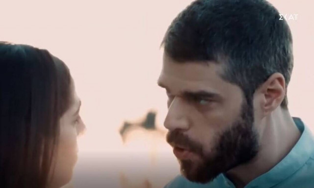 8 λέξεις: Ο Μιχαήλ εξηγεί στον Μάρκο για το πώς έχει η κατάσταση με τη Βικτώρια