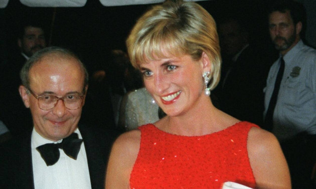 Νέα στοιχεία στη δημοσιότητα για τη Λαίδη Νταϊάνα μετά από 25 χρόνια 