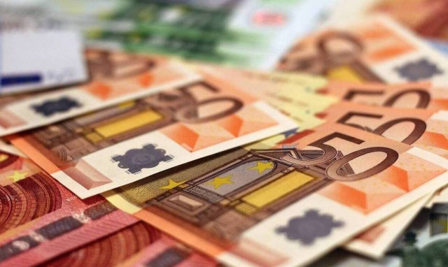 Δώρο Χριστουγέννων 2020: Πότε και πώς θα πληρωθεί φέτος