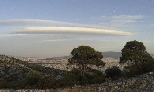 Καιρός σήμερα: Με νεφώσεις η Δεύτερα - Πότε και πού θα βρέξει 