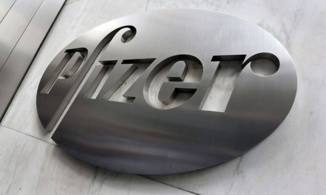 Η Pfizer ανακοίνωσε πως δεν είχε σχέσεις με τον Τραμπ
