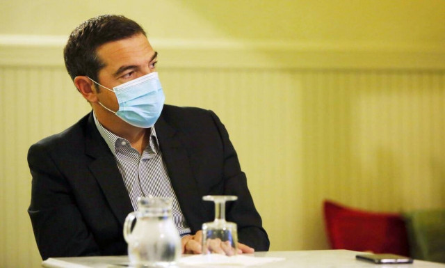 Τηλεκπαίδευση: Ολομέτωπη Τσίπρα με Κυβέρνηση - «Ανίκανοι και αδύναμοι»