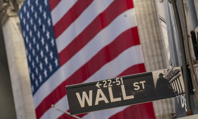 Wall Street: Τα νέα για το εμβόλιο διεύρυναν τα κέρδη του Dow Jones