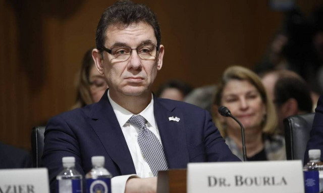 CNN: Ο Μπουρλά πούλησε μετοχές της Pfizer 5,5 εκατ. δολ. την ημέρα της ανακοίνωσης για το εμβόλιο