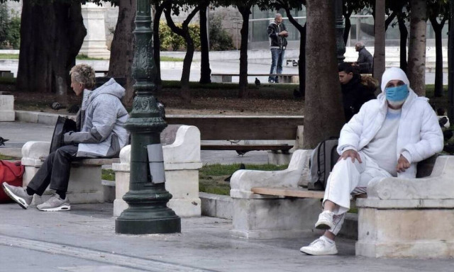 Lockdown - Νέα μέτρα: Ολοταχώς για απαγόρευση κυκλοφορίας το βράδυ και αύξηση ποσοστού τηλεργασίας