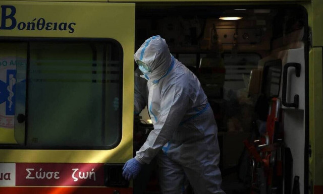 Κορονοϊός: Απόλυτος εφιάλτης - 19 νεκροί μέσα σε λίγες ώρες στην Ελλάδα